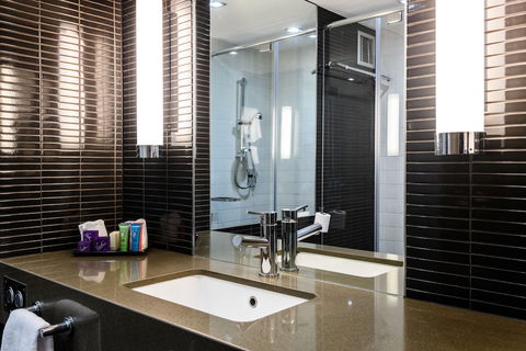 MGSM Executive Hotel & Conference Centre - Queensland Tourism 5