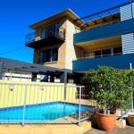 Caribbean Motel - QLD Tourism 0