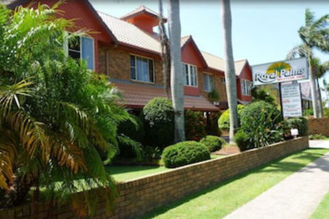 Royal Palms Motor Inn - QLD Tourism 0