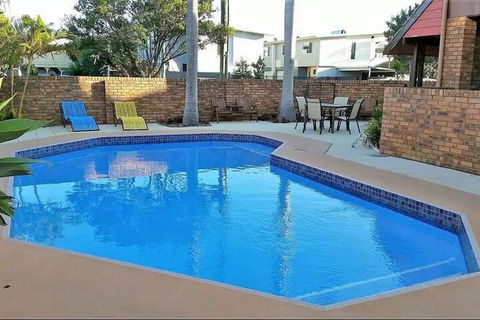Royal Palms Motor Inn - QLD Tourism 4
