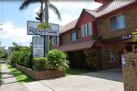 Royal Palms Motor Inn - QLD Tourism 1