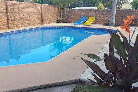 Royal Palms Motor Inn - QLD Tourism 3