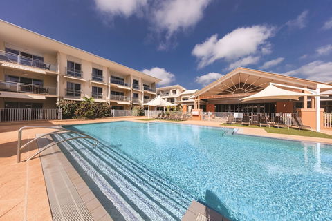 Oaks Broome Hotel - Queensland Tourism 6