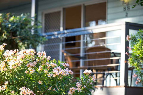 Thou Walla Sunset Retreat - QLD Tourism 5