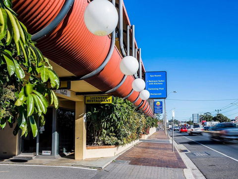 Comfort Inn And Suites Manhattan - QLD Tourism 0