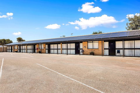Comfort Inn And Suites Manhattan - QLD Tourism 1