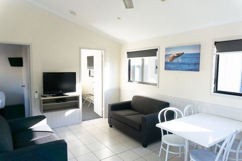 Shoal Bay Holiday Park - QLD Tourism 5