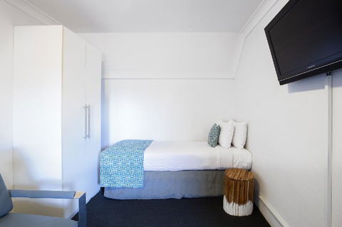 Central Railway Hotel - QLD Tourism 5
