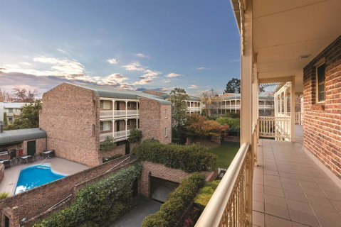 Adina Serviced Apartments Canberra Kingston - QLD Tourism 1