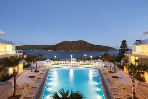 Mantra Ettalong Beach - QLD Tourism 3