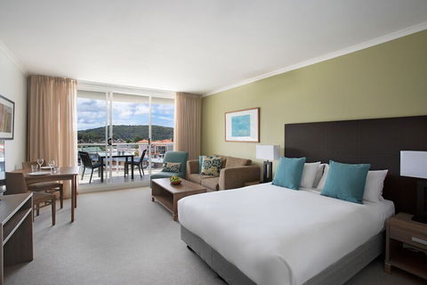 Mantra Ettalong Beach - QLD Tourism 7
