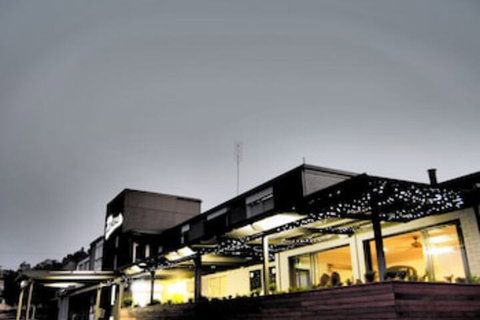 Hotel Gracelands - QLD Tourism 0