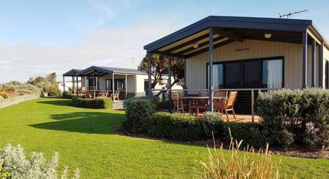 Torquay Foreshore Caravan Park - Queensland Tourism 1