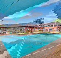 Bushmans Motor Inn - QLD Tourism