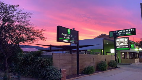 Golden West Motor Inn - Queensland Tourism 2