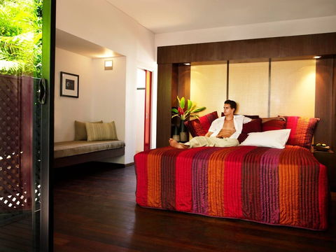 Pinctada McAlpine House - QLD Tourism 5