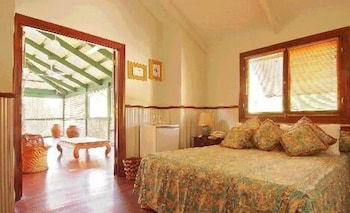 Pinctada McAlpine House - QLD Tourism 3