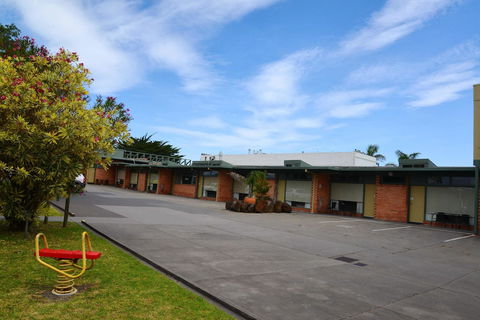 Comfort Inn & Suites Lakes Entrance - Queensland Tourism 1