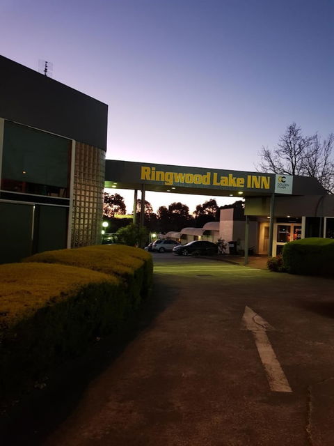 Ringwood Lake Inn - Queensland Tourism 2