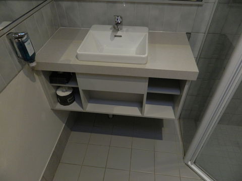 Werribee Motel & Apartments - Queensland Tourism 4
