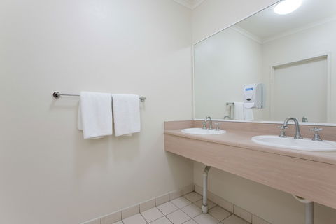 Cairns City Sheridan - QLD Tourism 5