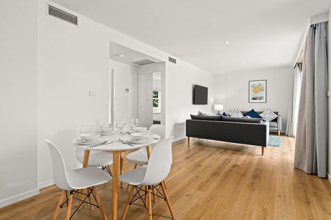 Burwood Serviced Apartments - QLD Tourism 3