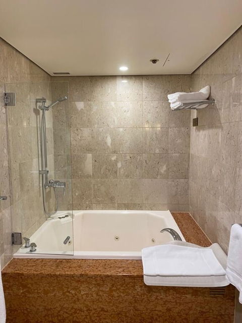 Hilton Adelaide - QLD Tourism 3