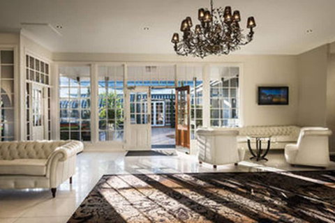 Crowne Plaza Hawkesbury Valley - QLD Tourism 1