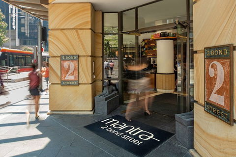Mantra 2 Bond Street - QLD Tourism 1