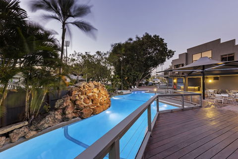View Brisbane - QLD Tourism 5