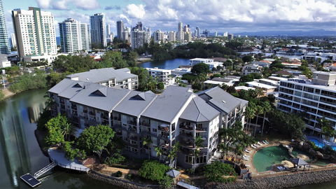 Paradise Island Resort - Queensland Tourism 6