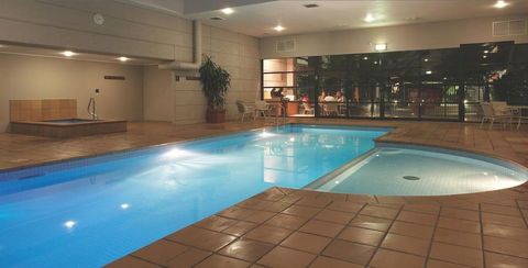 Grand Hotel Melbourne - QLD Tourism 1