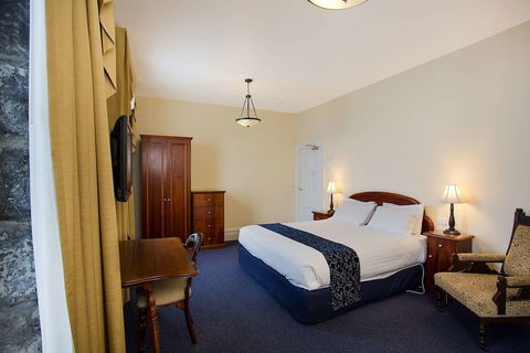 Quality Hotel Bentinck - QLD Tourism 5