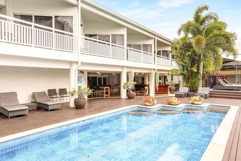 Shangri-La The Marina, Cairns - QLD Tourism 3