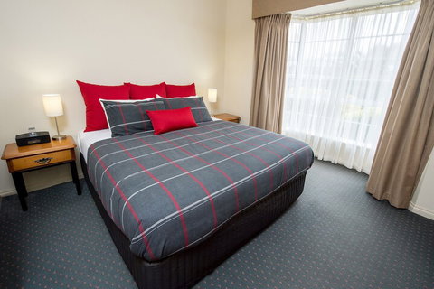 John Pirie Motor Inn - QLD Tourism 5