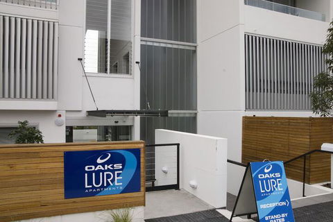 Oaks Nelson Bay Lure Suites - QLD Tourism 1