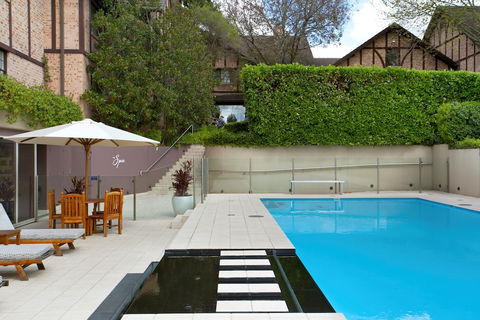 Grand Mercure The Hills Lodge - Queensland Tourism 2