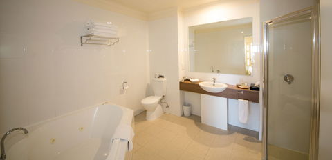 Links Lady Bay Resort - QLD Tourism 5