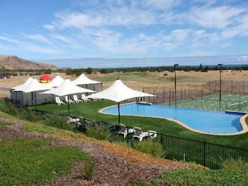 Links Lady Bay Resort - QLD Tourism 2