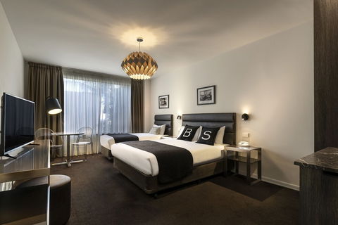 Brighton Savoy - Queensland Tourism 6