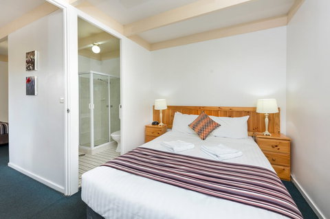 Sundown Villas - QLD Tourism 5