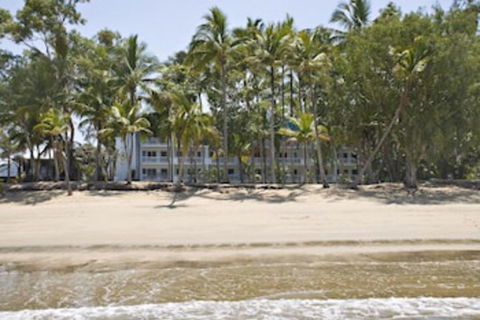 Agincourt Beachfront Apartments - Queensland Tourism 0