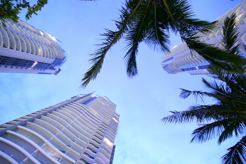 Mantra Towers Of Chevron - QLD Tourism 1