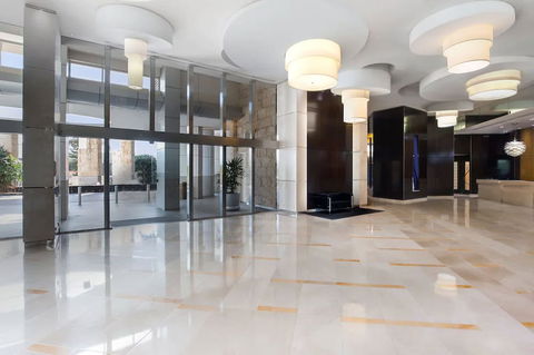 Mantra Towers Of Chevron - QLD Tourism 6