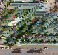 Palms City Resort - Queensland Tourism