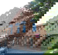 Bakery Hill Motel - QLD Tourism