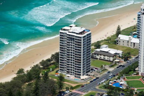 Golden Sands Apartments - Queensland Tourism 0