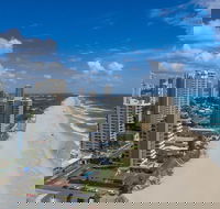 Pacific Views Resort - Queensland Tourism