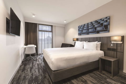 Travelodge Hotel Blacktown Sydney - Queensland Tourism 6