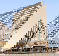 Oaks Adelaide Embassy Suites - QLD Tourism